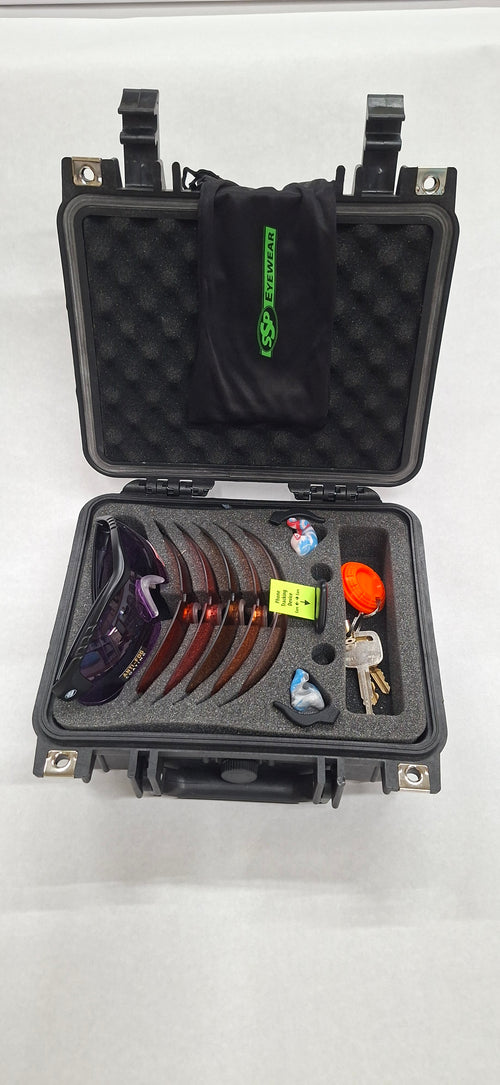 Methow 6 XHD fair-eye kit in a black hard case; hearing protection not included